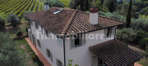 8 bedrooms House in Palaia, Italy No. 54580 2