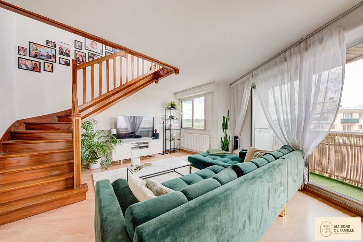 Duplex T3 em Villemomble, France N.º 352048