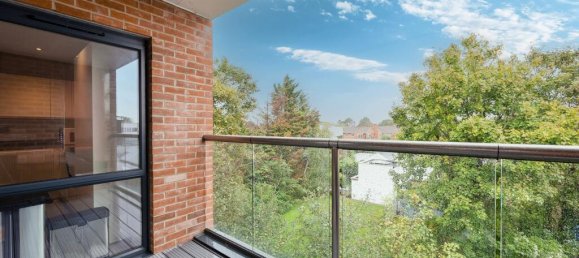 2 bedrooms Apartment in Surbiton, United Kingdom No. 9958 2