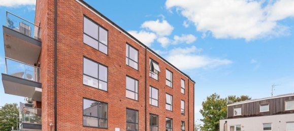 2 bedrooms Apartment in Surbiton, United Kingdom No. 9958 5