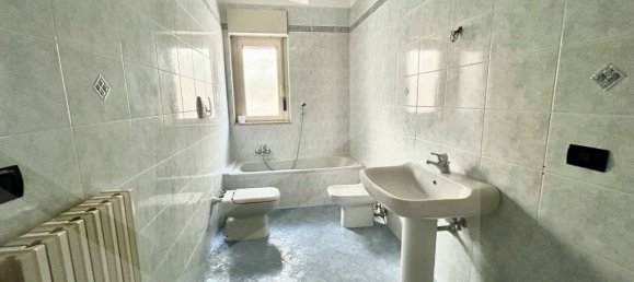 2 chambres Appartement à Bitritto, Italy No. 18638 30