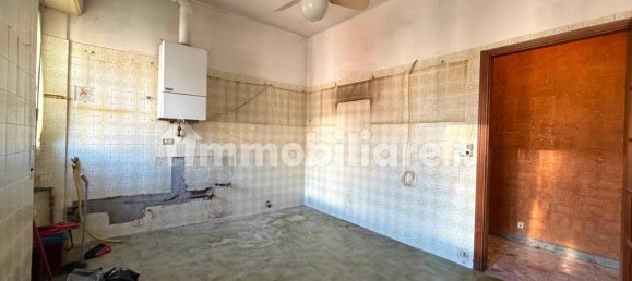 Квартира с 2 спальнями в Павия, Италия № 381534 21