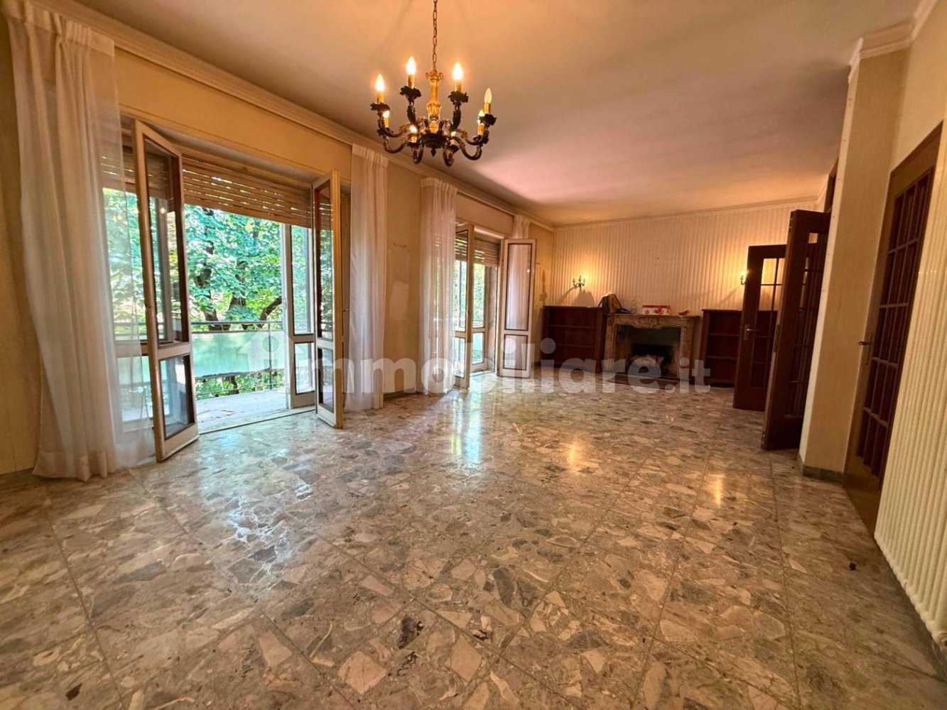 Квартира с 2 спальнями в Павия, Италия № 381534