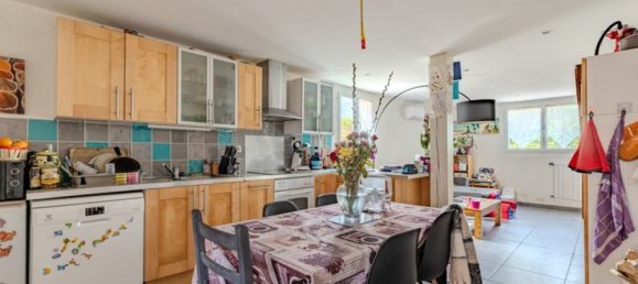 Casa de 2 dormitorios en Arveyres, France No. 279609 6