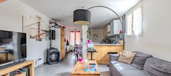 Casa de 2 dormitorios en Arveyres, France No. 279609 4