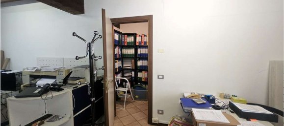 Escritório em Pioltello, Italy 50 m² N.º 113936 11
