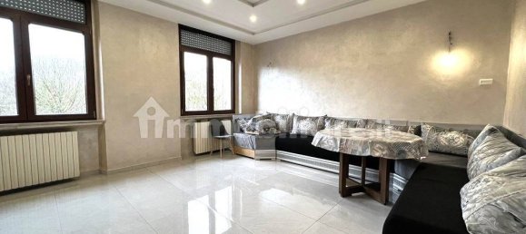Apartamento de 4 dormitorios en Roncoferraro, Italy No. 225340 6