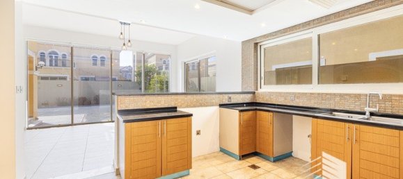 4 Schlafzimmer Villa in Jumeirah Park, UAE, Nr. 55524 8