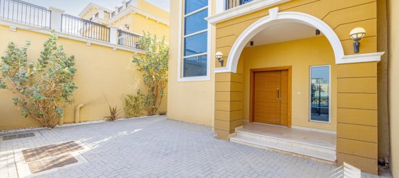 4 Schlafzimmer Villa in Jumeirah Park, UAE, Nr. 55524 2