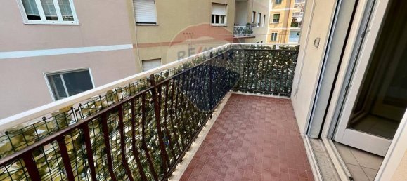 Квартира с 4 комнатами в Кьети, Италия № 127057 14