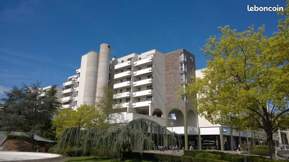 2 rooms Apartment in Dijon, France No. 323650