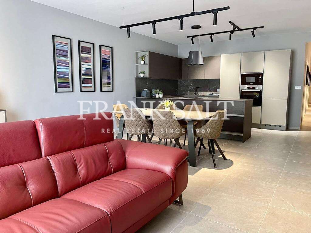 3 bedrooms Apartment in Sliema, Malta No. 7117
