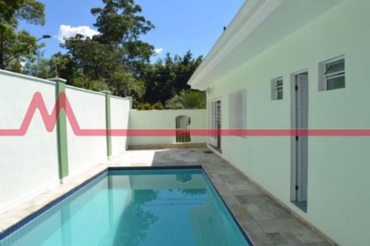 Casa de 3 dormitorios en Sao Paulo, Brazil No. 587893