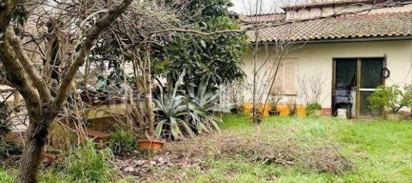 Villa de 4 dormitorios en Calcinaia, Italy No. 204347 11