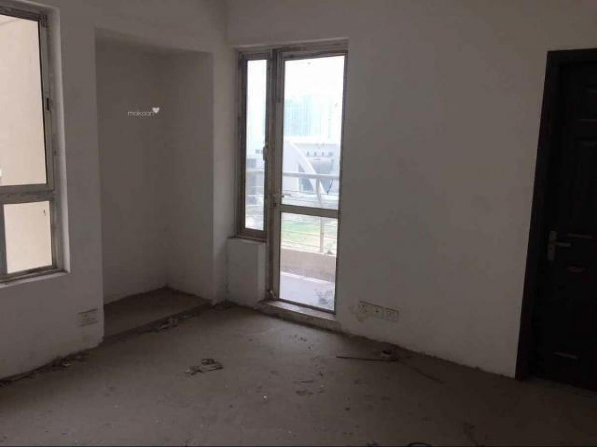 3 bedrooms House in Noida, India No. 16198