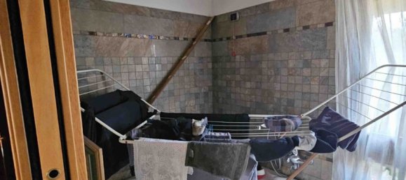 3-salle Appartement à Limbiate, Italy No. 285285 16