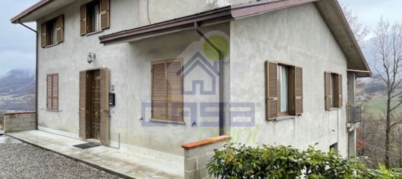 Дом с 6 комнатами в Беттола, Италия № 225139 3