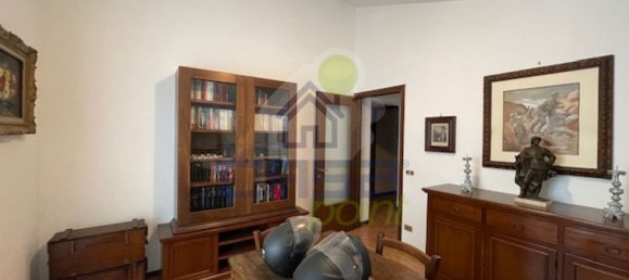 Дом с 6 комнатами в Беттола, Италия № 225139 10