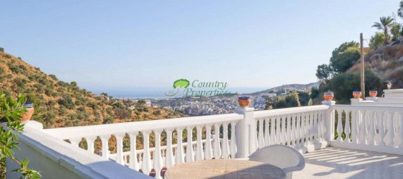 Дом с 4 спальнями в Малага, Испания № 178369 3