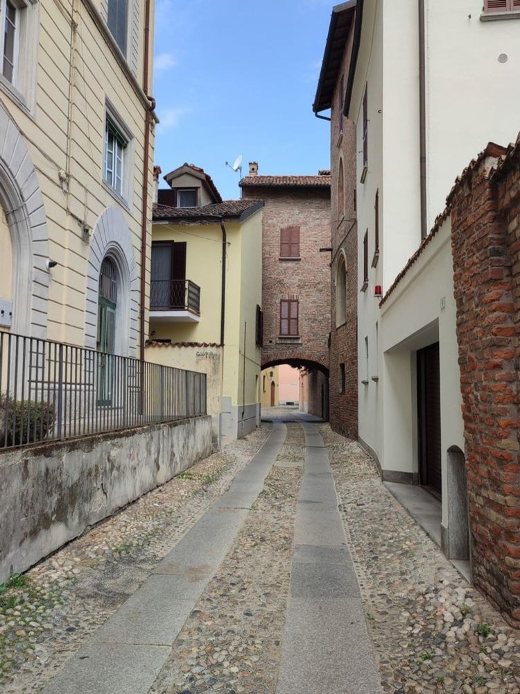 Apartamento T3 em Pavia, Italy N.º 384872