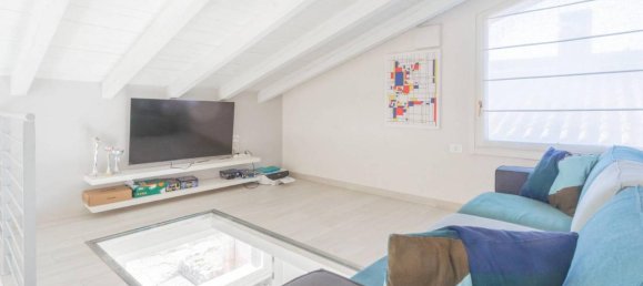 7 rooms Villa in Casciago, Italy No. 31945 12