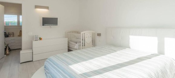 7 rooms Villa in Casciago, Italy No. 31945 34