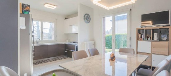 7 rooms Villa in Casciago, Italy No. 31945 22