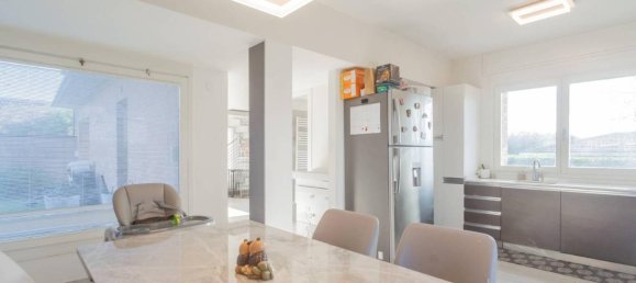 7 rooms Villa in Casciago, Italy No. 31945 19