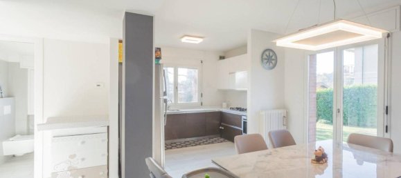 7 rooms Villa in Casciago, Italy No. 31945 14