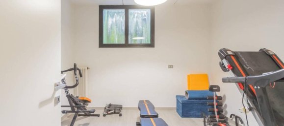 7 rooms Villa in Casciago, Italy No. 31945 47