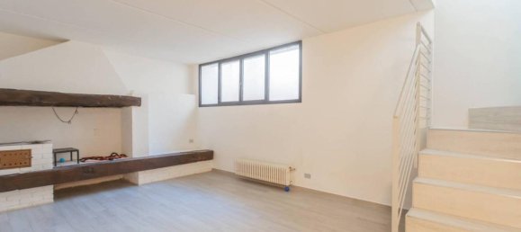 7 rooms Villa in Casciago, Italy No. 31945 45