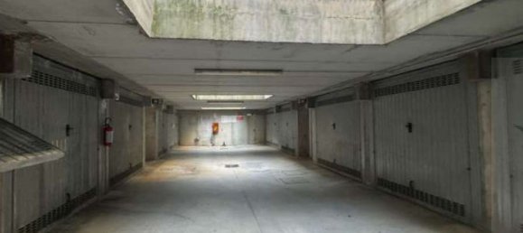 3غرفة شقة في Cardano al Campo, Italy رقم 5430 32