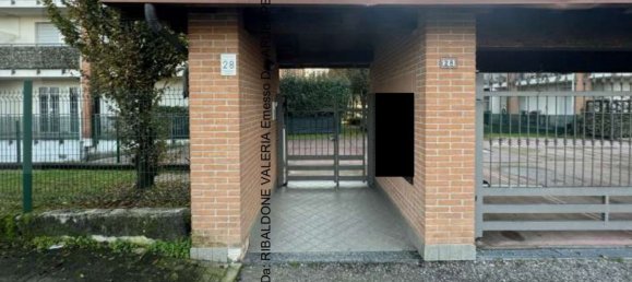 3غرفة شقة في Cardano al Campo, Italy رقم 5430 4