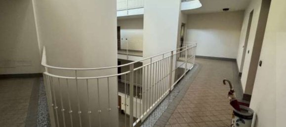 3غرفة شقة في Cardano al Campo, Italy رقم 5430 5