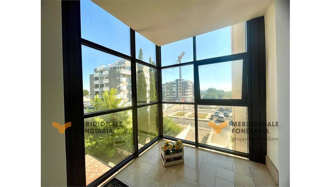 Apartamento de 2 dormitorios en Lecce, Italy No. 319248