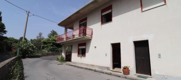 6غرفة منزل في Zafferana Etnea, Italy رقم 25272 4