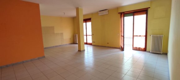 4غرفة شقة في Nichelino, Italy رقم 211746 15