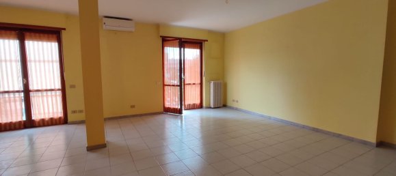 4غرفة شقة في Nichelino, Italy رقم 211746 4