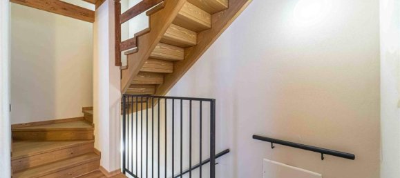 4-salle Villa à Novate Mezzola, Italy No. 22628 16