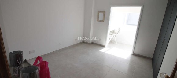 Квартира с 2 спальнями в Сент-Джулианс, Мальта № 9462 10