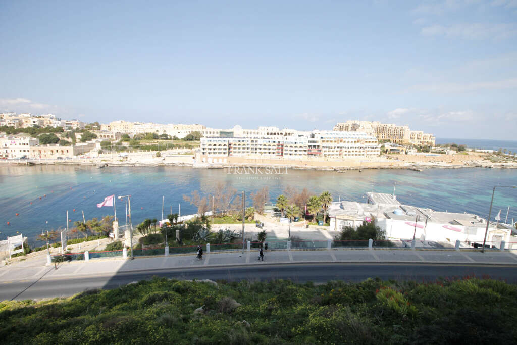 Квартира с 2 спальнями в Сент-Джулианс, Мальта № 9462