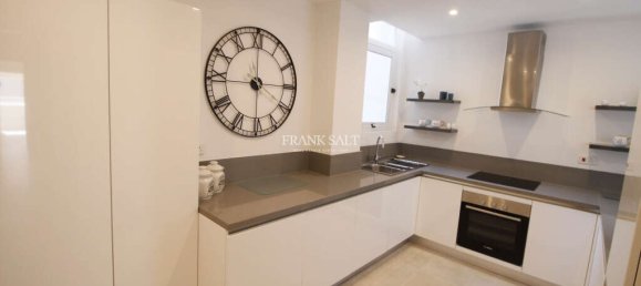 Квартира с 2 спальнями в Сент-Джулианс, Мальта № 9462 16