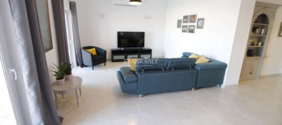 Квартира с 2 спальнями в Сент-Джулианс, Мальта № 9462 4