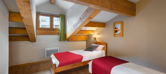 4 bedrooms Apartment in Les Belleville, France No. 296 4