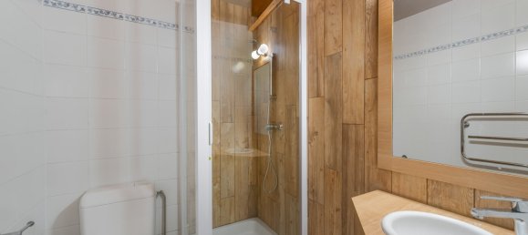 4 bedrooms Apartment in Les Belleville, France No. 296 5