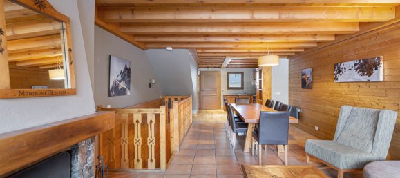 4 bedrooms Apartment in Les Belleville, France No. 296 2