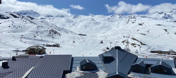 4 bedrooms Apartment in Les Belleville, France No. 296 11