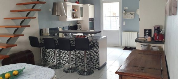 Casa de 2 dormitorios en Pons, France No. 359835 6