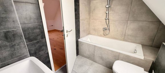 Квартира с 2 комнатами в Forchheim, Германия № 271665 4