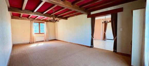 3 bedrooms House in Cousance, France No. 360352 5